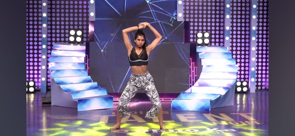 Freestyle Contemporary Dance Pose