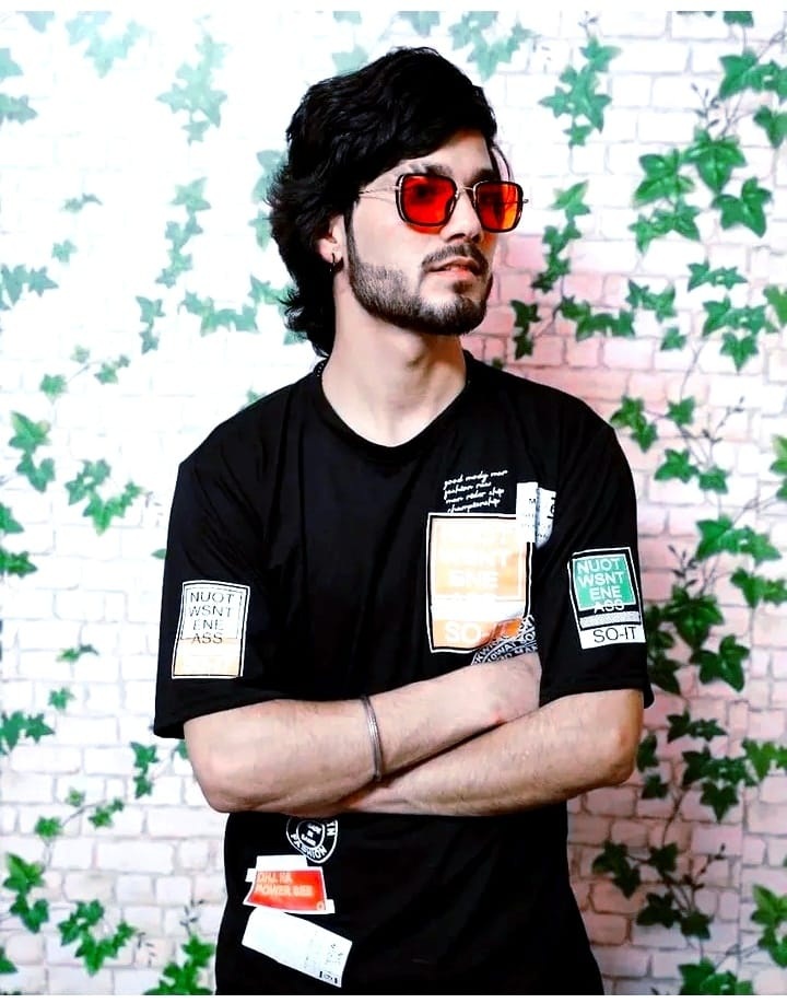 Singer Dollar Jiit Uttarkashi - India's Talent Fight Contestant Profile